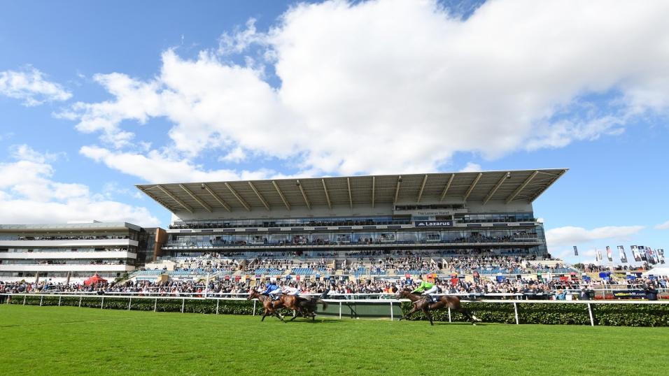 Horse racing at Doncaster